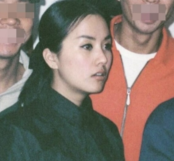 올해 55살 엄정화, 충격적인 근황에 팬들 놀란 이유